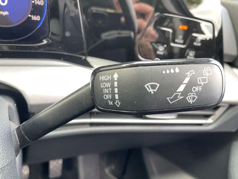 2022 Volkswagen Golf 1.5 TSI 150 Life 5dr HATCHBACK PETROL Manual