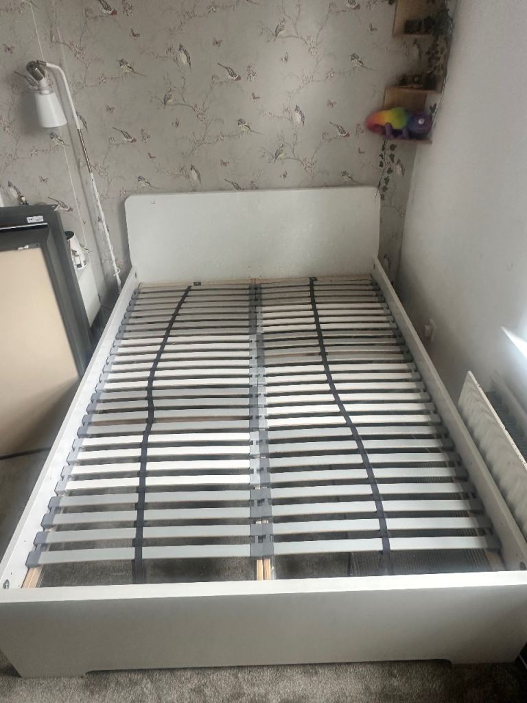 White Double Bed Frame with Slats – Good Condition