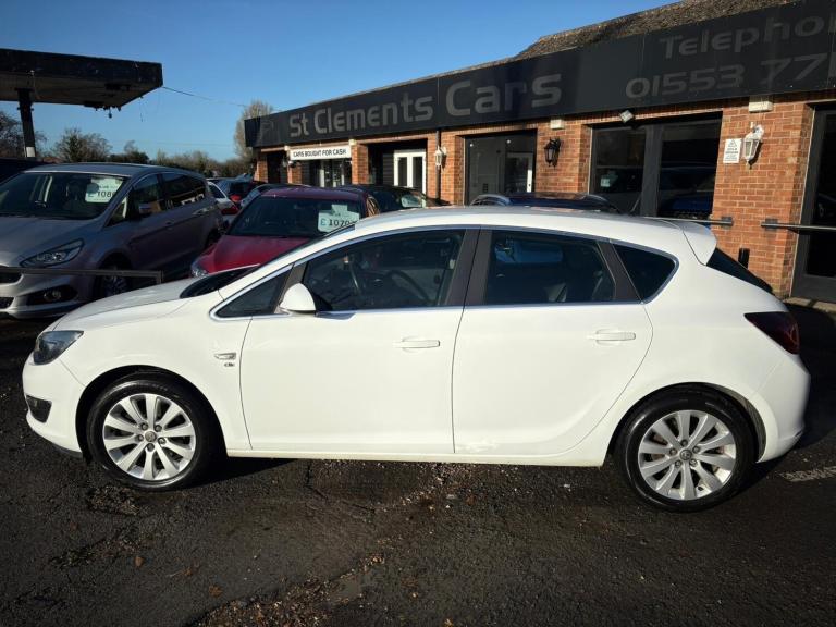 2013 Vauxhall Astra 2.0 CDTi 16V ecoFLEX Elite 5dr HATCHBACK DIESEL Manual