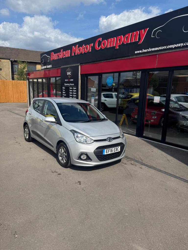 2016 Hyundai i10 1.0 Premium 5dr HATCHBACK PETROL Manual