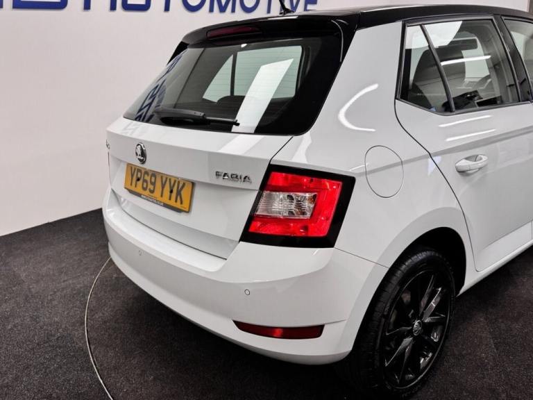 2019 Skoda Fabia 1.0 COLOUR EDITION FIVE DOOR 60 BHP + PARKING SENSORS Hatchback Petrol Manual