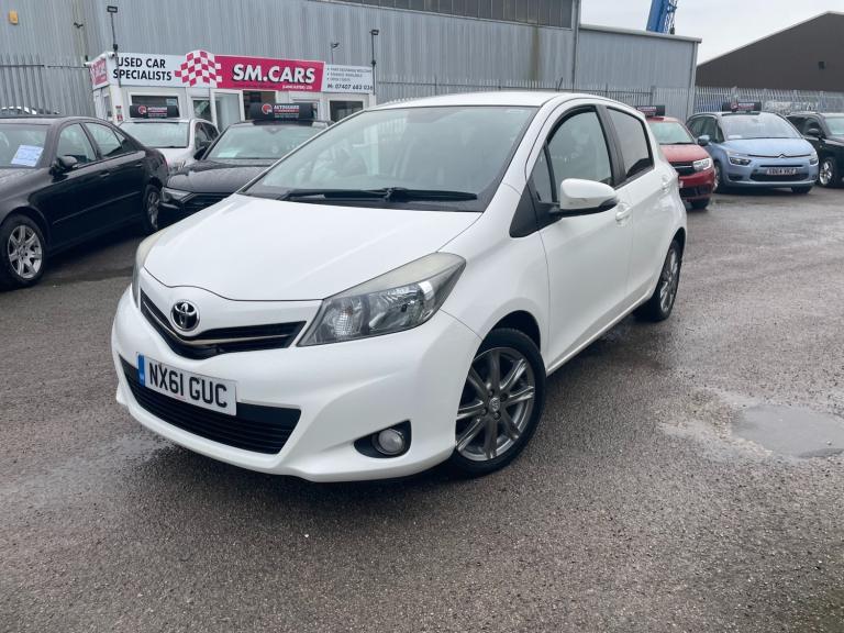 2011 Toyota Yaris 1.33 VVT-i SR 5dr NAV HATCHBACK Petrol Manual