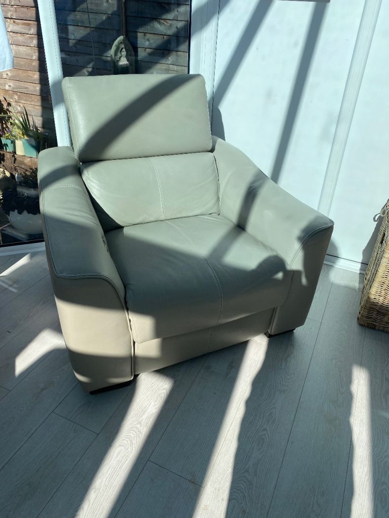 Leather recliner 