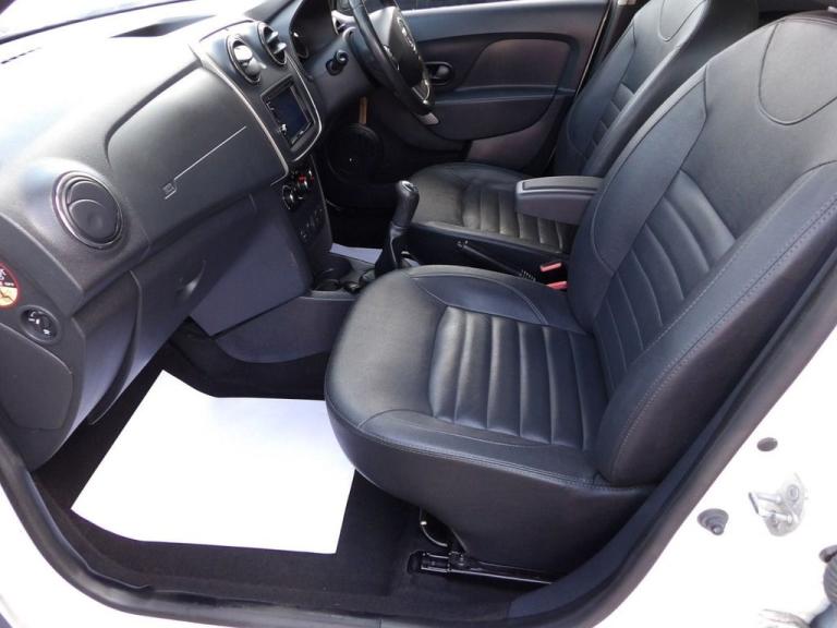 2015 65 DACIA SANDERO 1.5 DCI LAUREATE HATCHBACK 5DR DIESEL MANUAL EURO 5 (90 PS