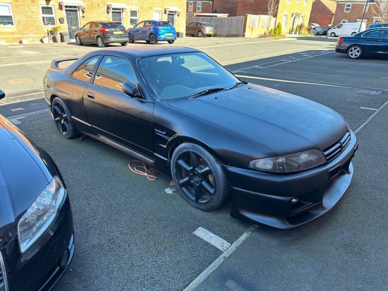 Nissan skyline R33 GTST