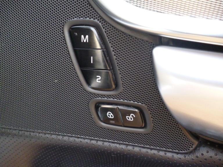 2020 Volvo V90 2.0 D4 R-Design Plus Auto Euro 6 (s/s) 5dr ESTATE Diesel Automatic