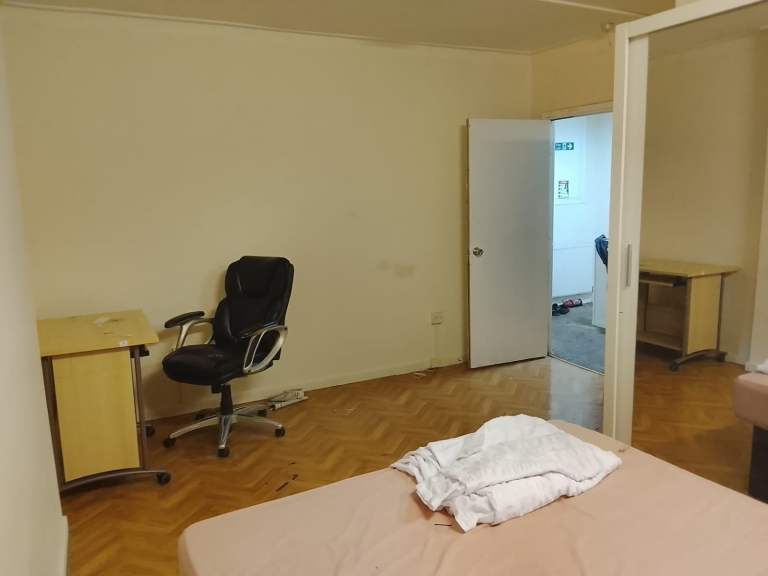 3 Double Bedrooms Available in Barking – Only 2 Minutes’ Walk to Barking Train Station