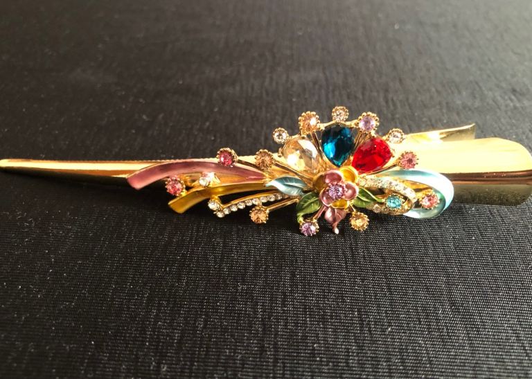 Pretty bejewelled hair clip - prom, wedding, party