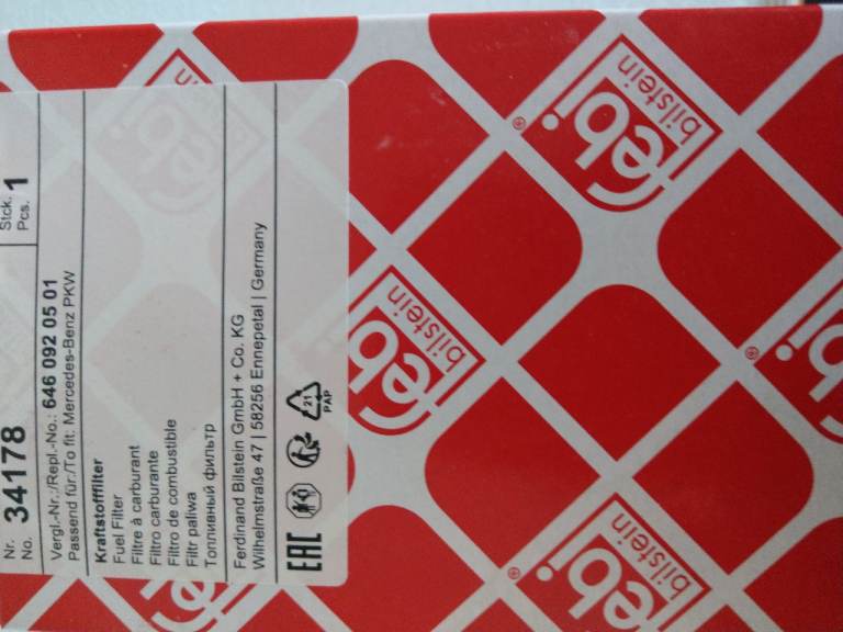 Mercedes OM642 Diesel V6  Fuel Filter