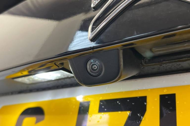 2022 71 CITROEN C4 1.2 PURETECH SHINE PLUS HATCHBACK 5DR PETROL EAT8 EURO 6 (S/S