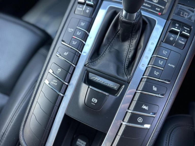 2019 Porsche Macan 3.0T V6 S PDK 4WD Euro 6 (s/s) 5dr ESTATE Petrol Automatic