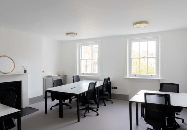 Holborn Serviced Offices - Sizes From 3 to 65 Desks - Period Style Building WC1R