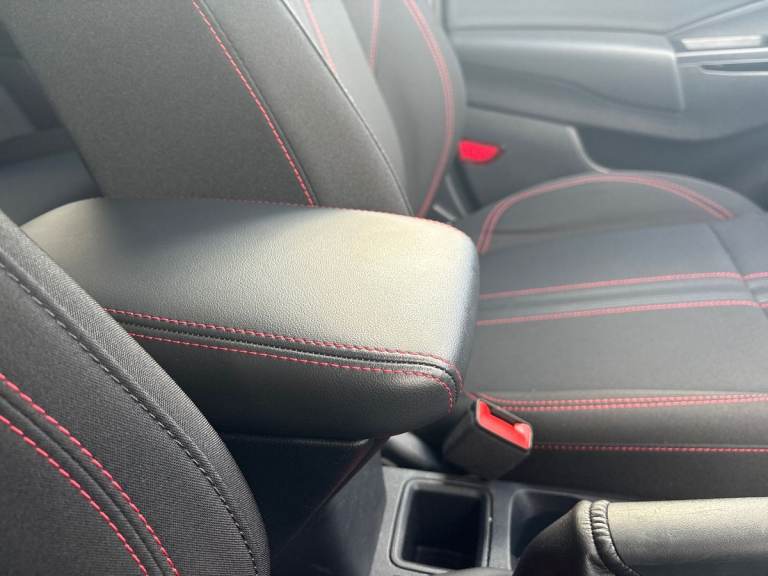 2025 Ford Puma 1.0 EcoBoost Hybrid mHEV ST-Line 5dr 5 Door PETROL Manual