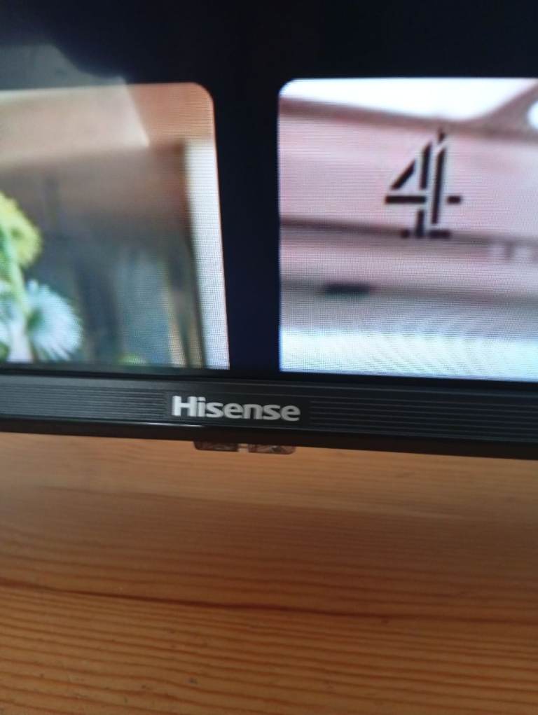 Hisence 4k 43 inch qled tv 