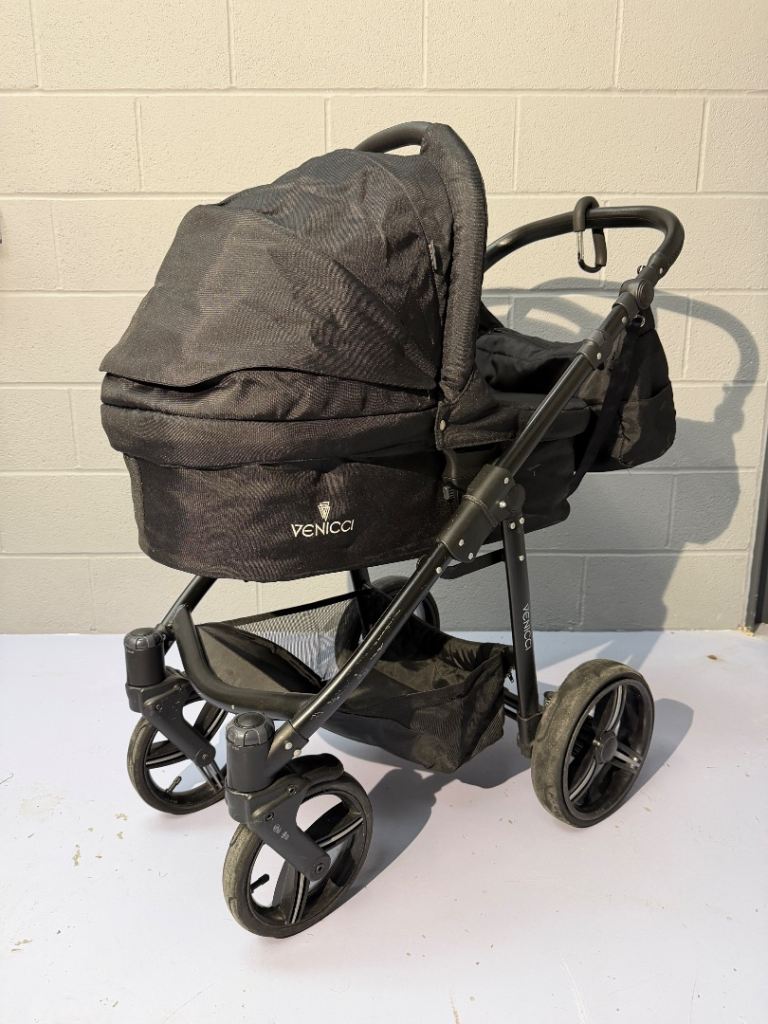 Vinicci Travel System 