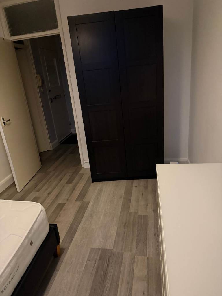 Room to rent