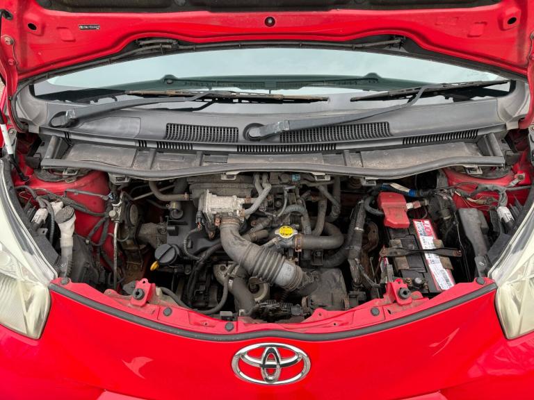 2011 Toyota IQ 1.0 VVT-i 2 3dr HATCHBACK Petrol Manual
