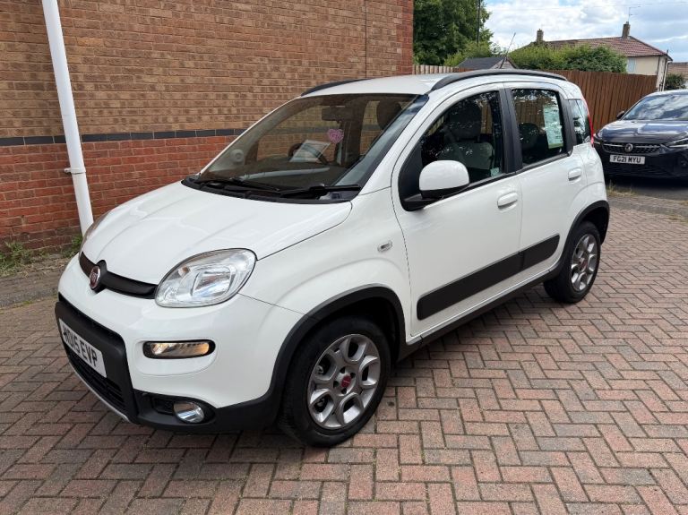 Fiat, PANDA Twin Air (85)Hatchback, 2015, Manual, 875 (cc), 5 doors