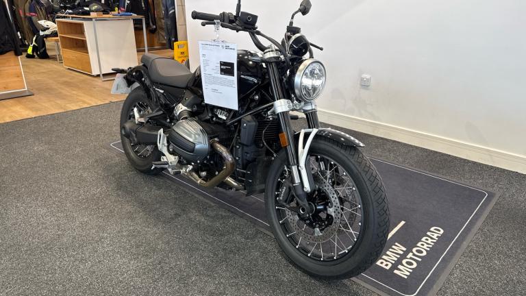 2025 BMW R12 BMW R12 (24MY) ROADSTER Petrol Manual