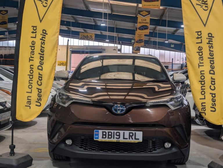 2019 Toyota C-HR 1 790cc CC TOYOTA C-HR HYBRID Hybrid