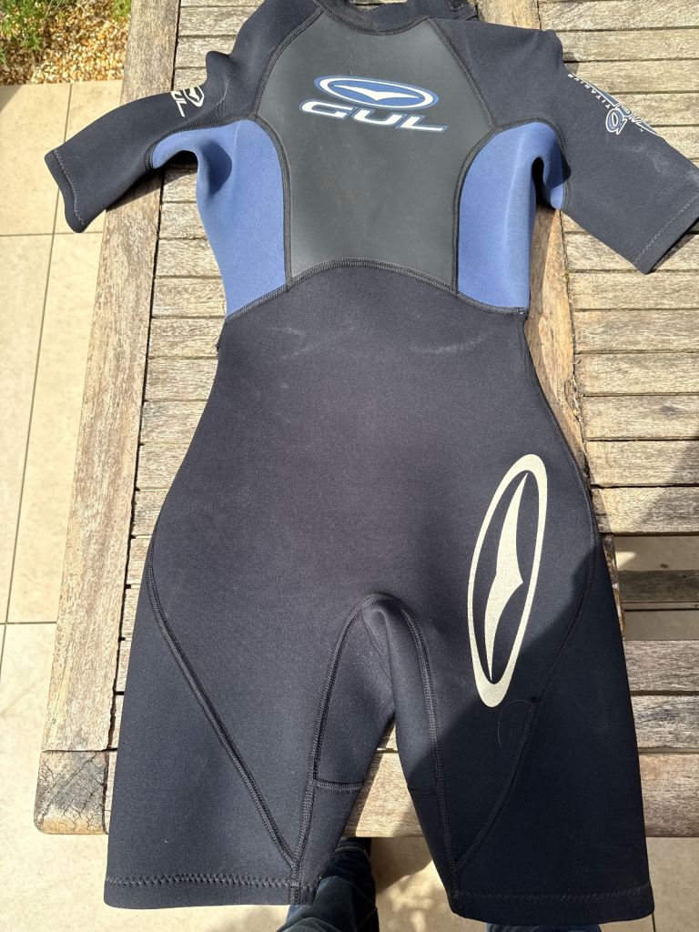 Ladies small wet suit
