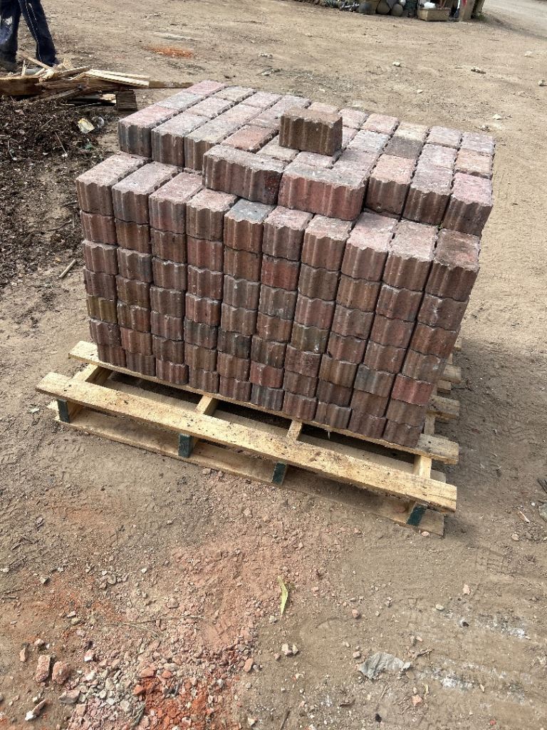 Job Lot of Interlocking Driveway/Patio Pavers – Approx 310 blocks. £100 for the lot. Must collect.