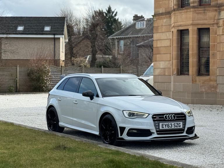 Audi A3 S line S TRONIC AUTO Quattro 2.0 184BHP