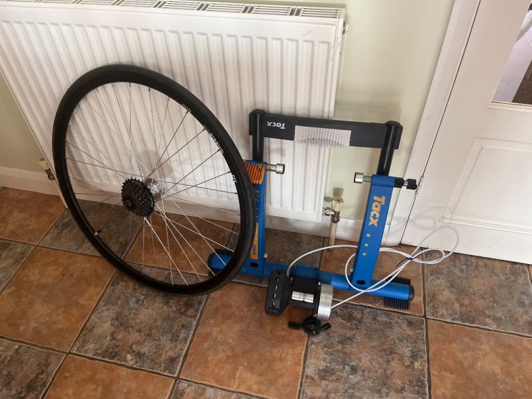Bike indoor tacx trainer