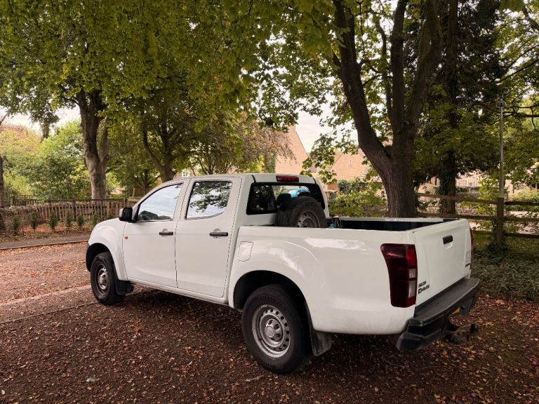 Isuzu, D-MAX, Pick Up, 2017, Manual, 2499 (cc)