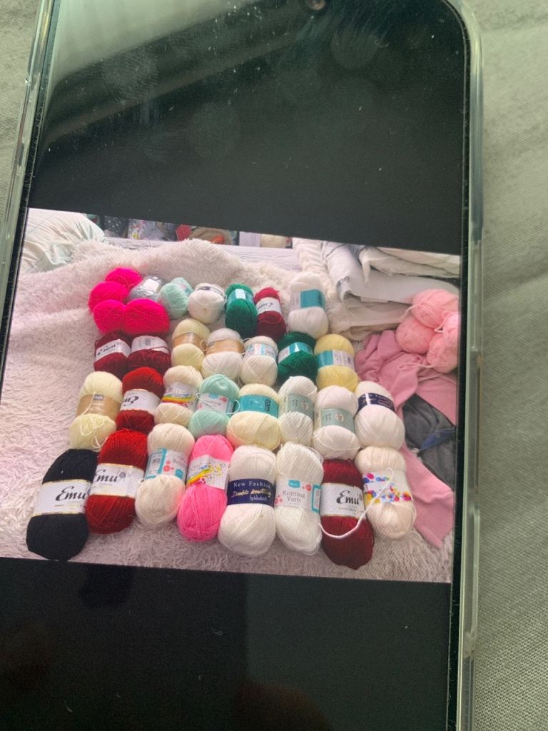 Job lot of wool 