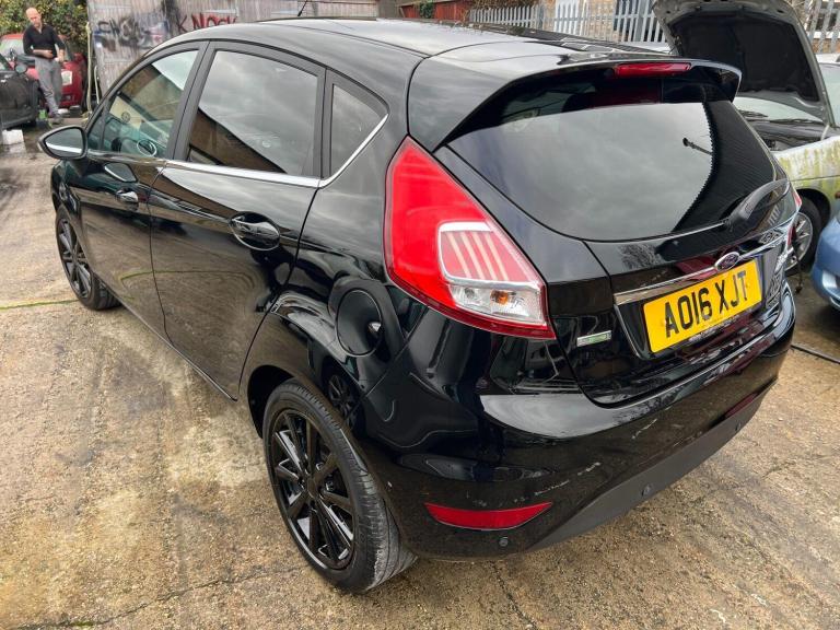 2016 Ford Fiesta 1.0 EcoBoost Titanium 5dr HATCHBACK PETROL Manual