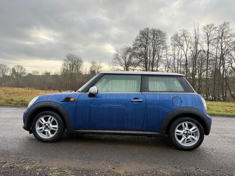 2013 MINI Hatch 1.6 Cooper 3dr HATCHBACK Petrol Manual