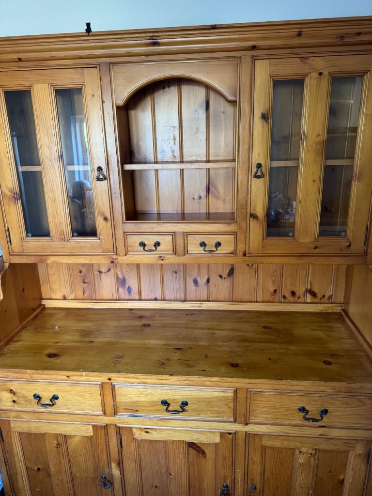 Welsh dresser 