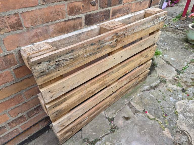 Used Wooden Pallet – Fair Condition, Great for Garden Projects