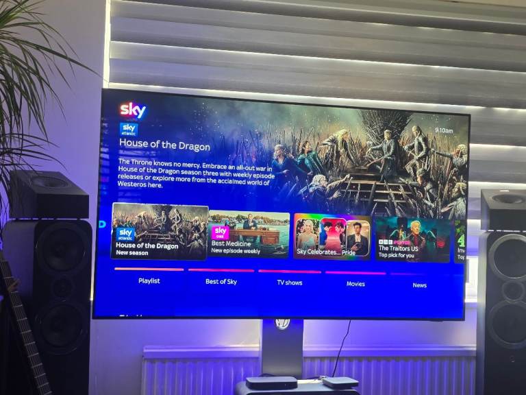 Philips 65" Smart TV 4K UHD – Great Condition