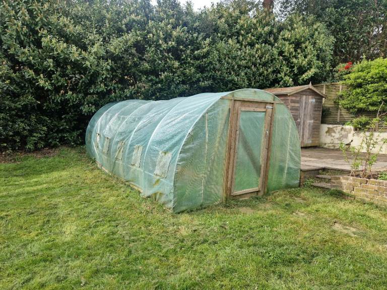 3m x 6m poly tunnel