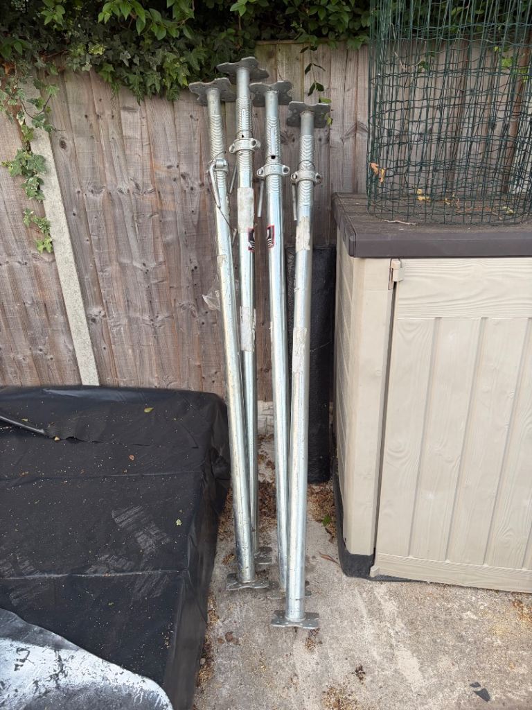 Adjustable Acrow Props – Set of 4, Good Working Order