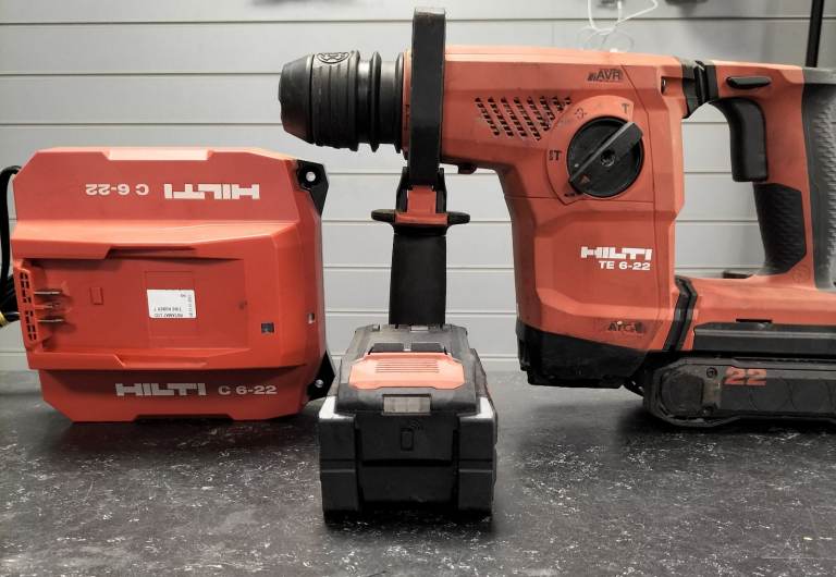 Hilti TE 6-22 Cordless Rotary Hammer Drill Kit