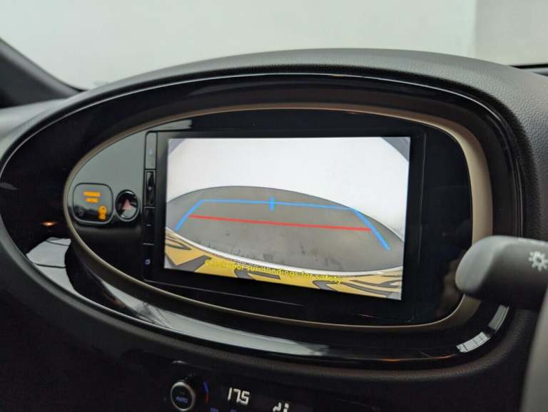 2022 Toyota Aygo X 1.0 VVT-i Exclusive Hatchback 5dr Petrol x-shift Euro 6 (s/s) (72 ps) NAVIG HA...