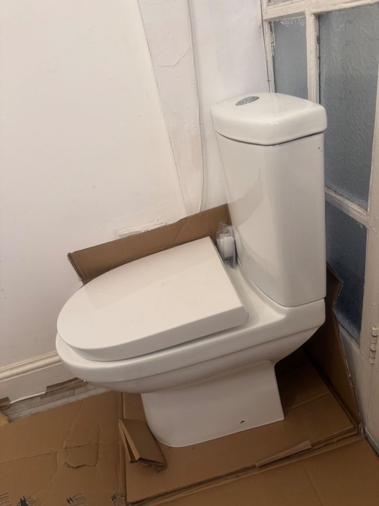 Brand New Ceramic Toilet – Never Used