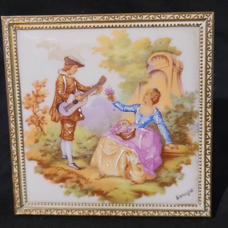 La Reine Limoges 9cm Hand Painted French Porcelain Tile Minstrel Vintage (l)