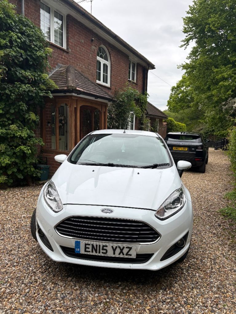 Ford, FIESTA, Hatchback, 2015, Manual, 1241 (cc), 3 doors