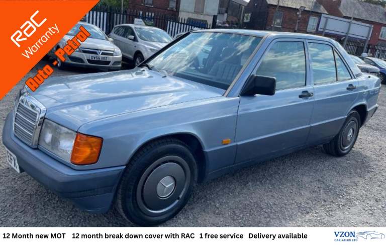 1990 Mercedes-Benz 190 2.0 4-Door Petrol