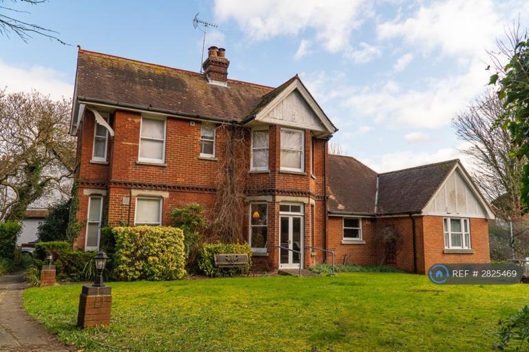 1 bedroom in St Augustines Road, Canterbury, CT1 (#2825469)