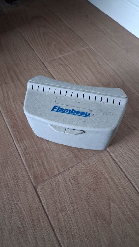 Flambeau Live Bait Box