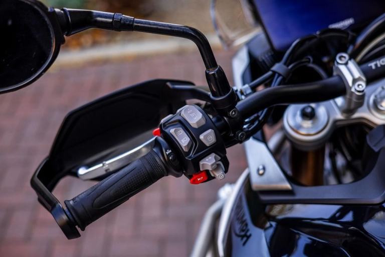 Triumph Tiger 900 RALLY PRO ! SCORPION ! EXTRAS ! STUNNING