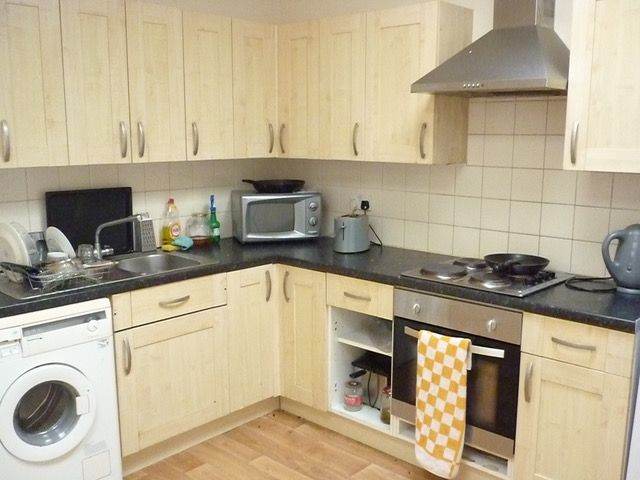 Two Bedroom Flat Central Exeter