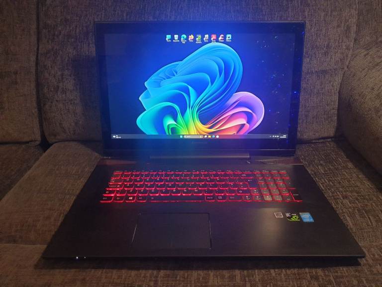 Lenovo y70-70 touch gaming laptop.i7