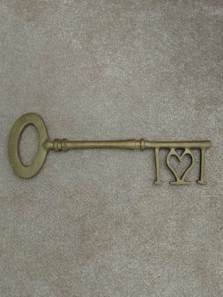 Vintage Decorative 1 Kg Solid Brass Skeleton Key