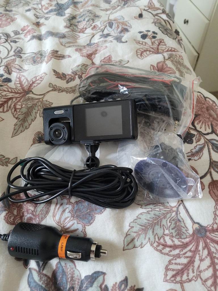 Dash Cam with All Cables and Mount